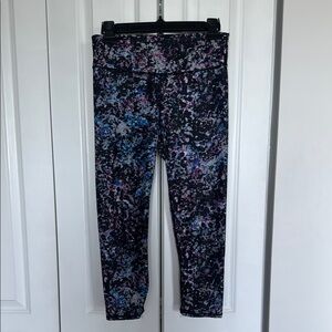 Fabletics Multicolor Splatter Print Crop Leggings Size Small